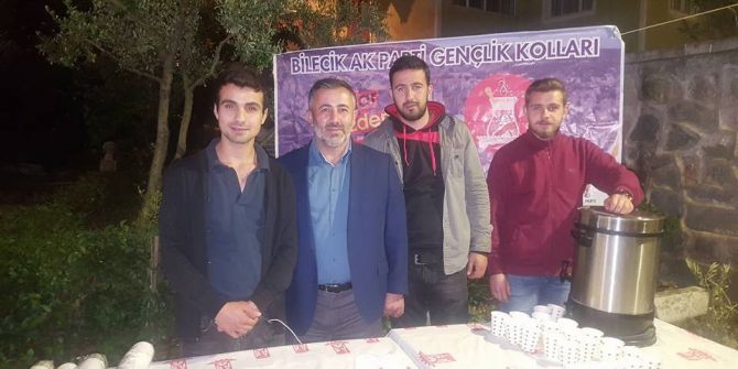 Ak Parti Üyeleri Bu Defa Da Kınık Köyünde Oruç Açtı