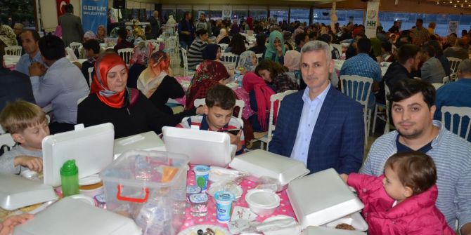 Yetim Gülerse Programına Yoğun İlgi