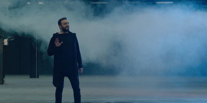 Hakan Şimşek Yeni Teklisi ’Pire’ İle Döndü