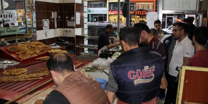 Sivas’ta İftar Sofralarının Vazgeçilmezi: Etli Pide