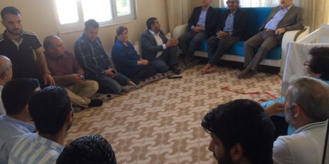 Ak Parti’den 15 Temmuz Şehidin Ailesine Ziyaret