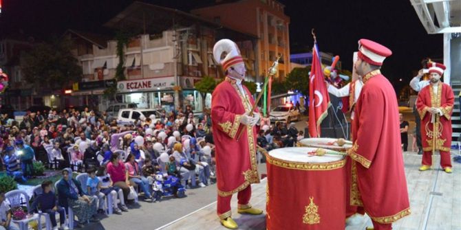 Mobil Sahne Turlarına Devam Ediyor
