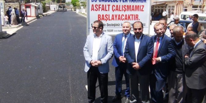 Erciş’te Sıcak Asfalt Çalışması