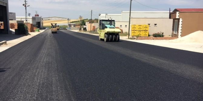 Demir Ve Çimentocular Sitesinde Asfalt Çalışması Yapıldı