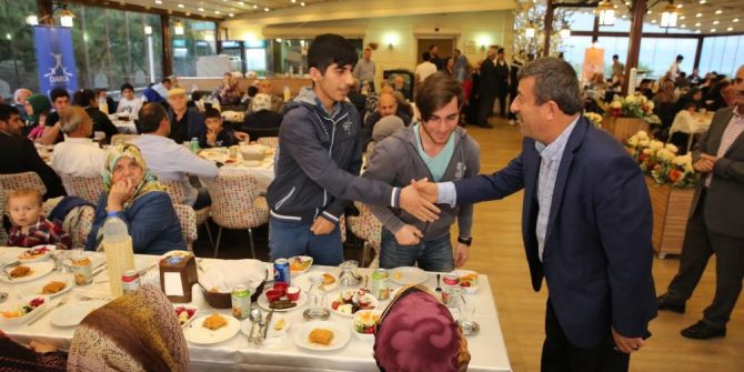 Darıca’da Yetim Çocuklar Unutulmadı