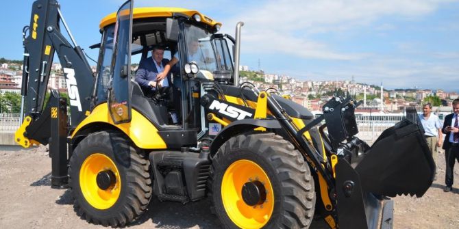 Alaplı Belediyesi’ne Yeni İş Makinesi