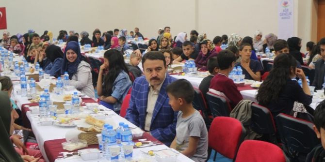 Işın, Yetim Çocuklarla İftarda Bir Araya Geldi