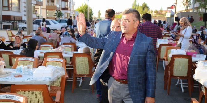 Niğde’de Mahalle İftarları Devam Ediyor