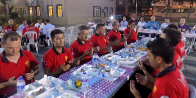 İtfaiyeden Personele İftar