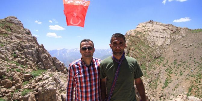 Kato Dağı Zirvesine Bayrak Asan Kişi Karadenizli Çıktı