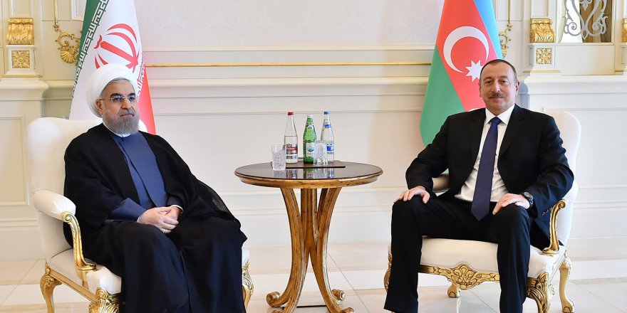 Ruhani, Bakü’de Aliyev’le Görüştü