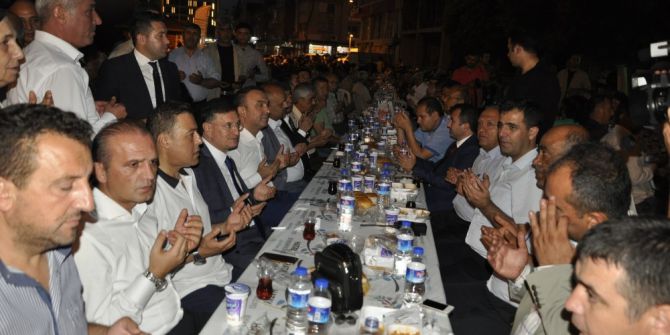 Hatay Büyükşehir Dörtyol’da İftar Sofrası Kurdu