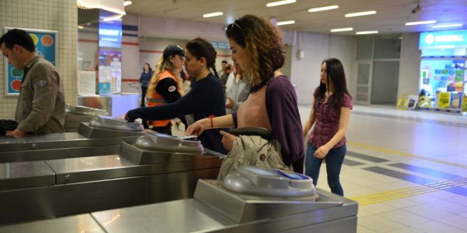 İzmirlilere Toplu Ulaşımda Yüzde 50 Bayram İndirimi