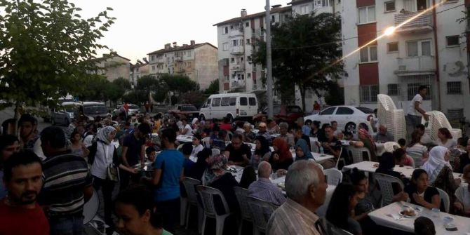 Romanlar 6. Geleneksel Ramazan İftarında Buluştu