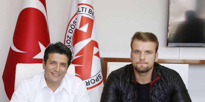 Başaltı Pehlivanı Gümüşalan Döşemealtı’na Transfer Oldu