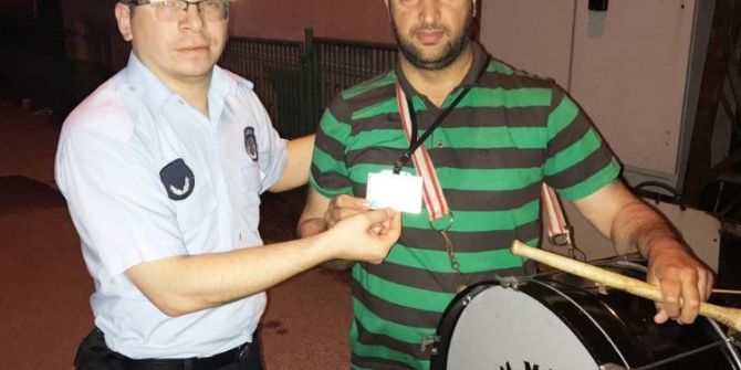 Davulcular Denetim Altında