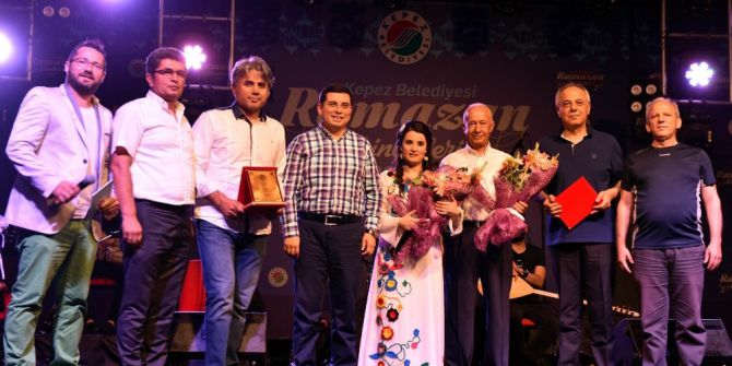 Tütüncü Hemşehrilerini Yalnız Bırakmıyor