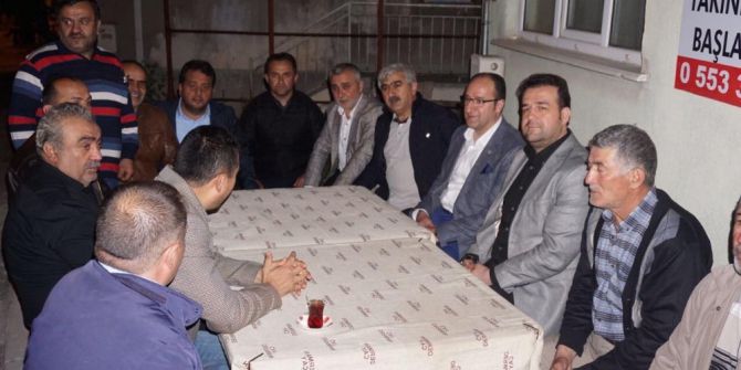 Ak Parti’nin Tepebaşındaki İftarları