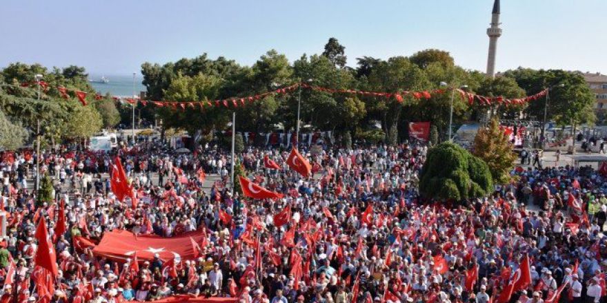 Süleymanpaşa’dan Demokrasi Ve Şehitler Mitingi’ne Büyük Destek