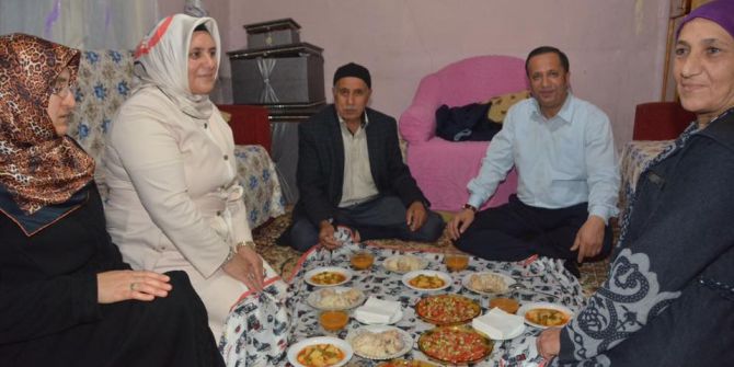 Başkan Toltar Çat Kapı Ziyaretinde