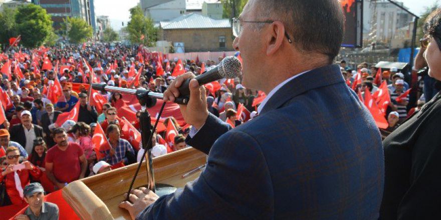 Ardahan’da "Demokrasi Ve Şehitler Mitingi"