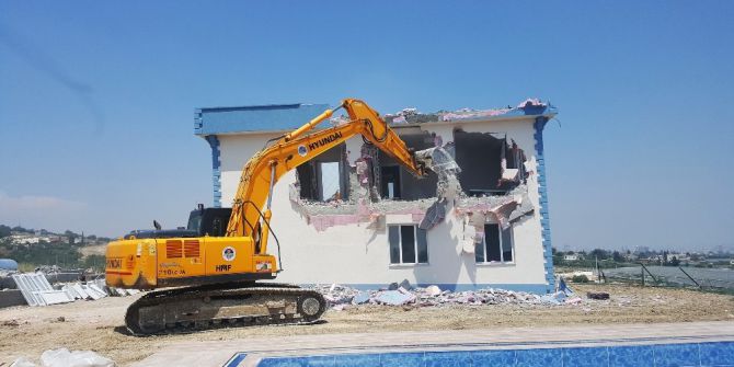 Akdeniz’de Kaçak Yapıya İzin Yok