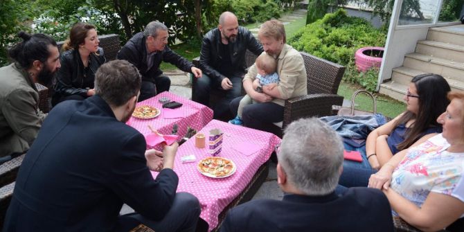 İçerde Oyuncuları Doğum Günü Partisinde Buluştu