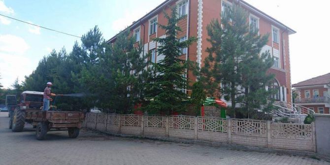 Aslanpa’da İlaçlama Çalışmaları