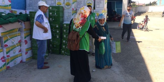 Suriyeli Ailelere Hijyen Malzemesi Dağıtıldı