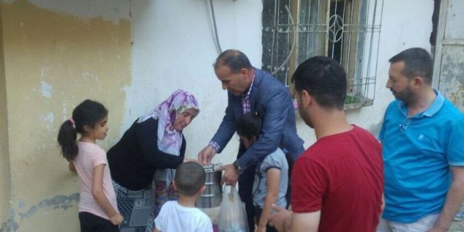 Ak Parti Kayapanır İlçesinden Örnek Davranış