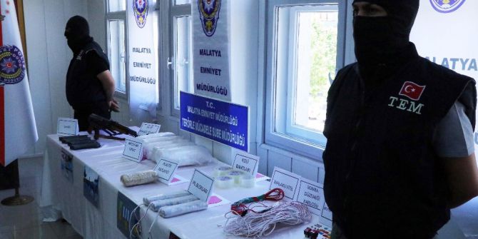 Malatya’da Bombalı Eylem Hazırlığındaki Teröriste Yardım Ve Yataklık Eden Şahıs Tutuklandı