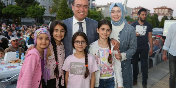 Lozan Caddesi Çarşı Avm Projesi Başlıyor