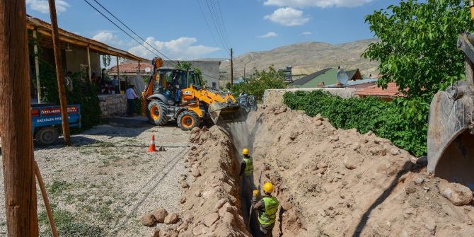 Maski Hisarcık Mahallesinin Kanalizasyon Sorununu Çözüyor