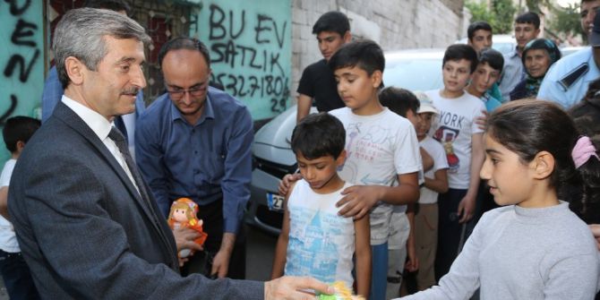 Başkan Tahmazoğlu Aile Ziyaretlerini Sürdürüyor