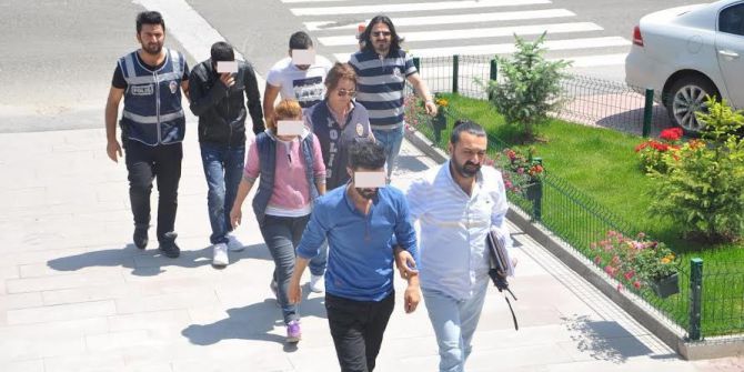 Esnafın Uyanıklığı Sayesinde Yakayı Ele Verdiler