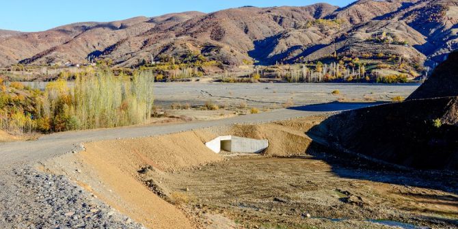 Büyükşehir 38 Köprü Menfez Yapıyor