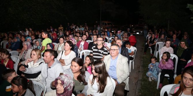 Her Mahallede Bir Eğlence