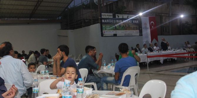 Suriyeli Ailelere İftar Verildi