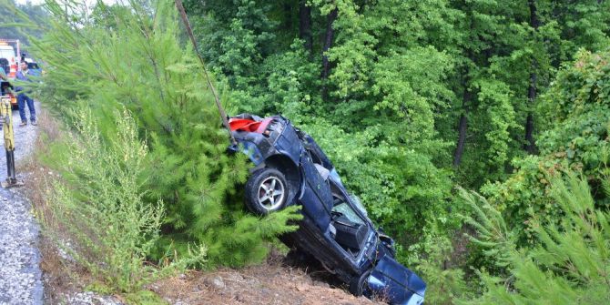 Köyceğiz’de Otomobil Şarampole Devrildi; 4 Yaralı
