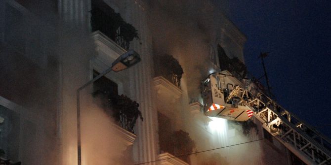 Kumkapı’da Otel Yangını: 1 Kişi Dumandan Zehirlendi