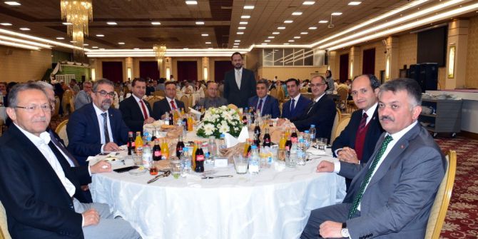 İş Dünyası Bso İftarında Buluştu