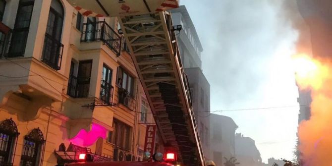 Kumkapı’da Otel Yangını: 2 Ölü