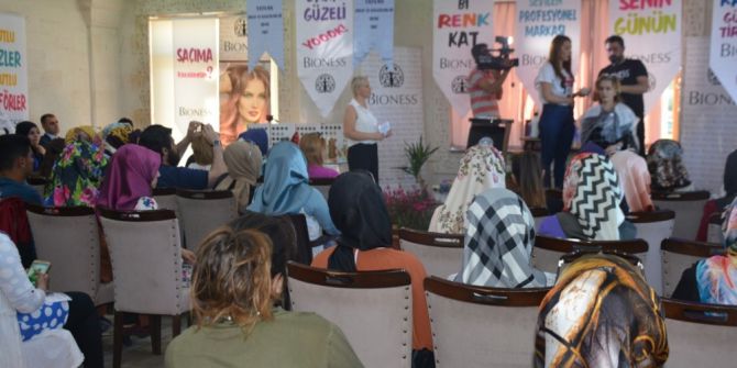 Tatvan’daki Kuaförlere Uygulamalı Eğitim