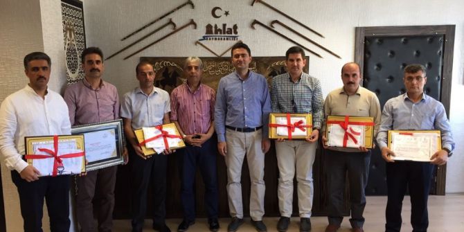 Ahlat’ta "Beyaz Bayrak Ve Beslenme Dostu" Başarısı