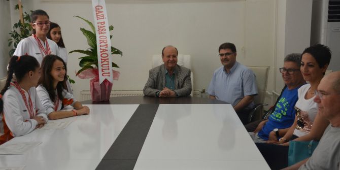 Gazi Paşa Ortaokulundan Başkan Özakcan’a Teşekkür Ziyareti