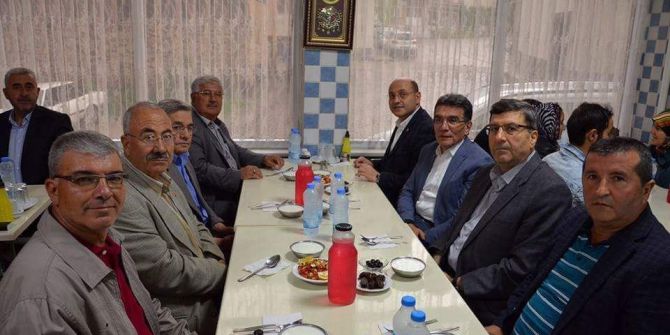 Başkan Ali Çetinbaş Şaphane’de İftar Programına Katıldı
