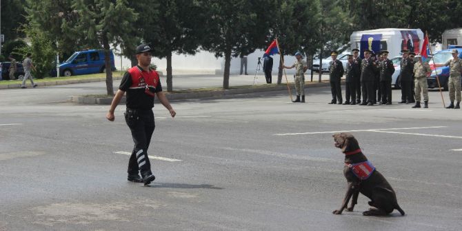 Suriye Sınırındaki Kilis’te Jandarmanın Kullandığı Teknolojik Silahlar Tanıtıldı