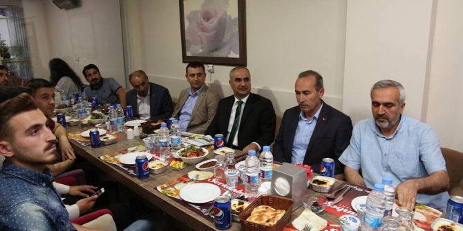 Sivas’ta Basın Çalışanları İftarda Bir Araya Geldi