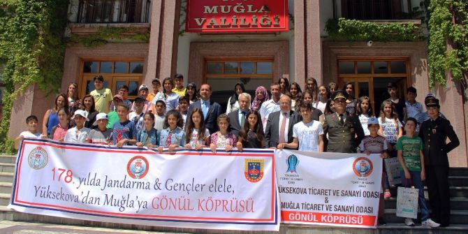 Muğla Yüksekova’lı Öğrencileri Ağırlıyor
