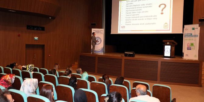 Öğretmenlere ’Bütçemi Yönetebiliyorum’ Semineri Verildi
